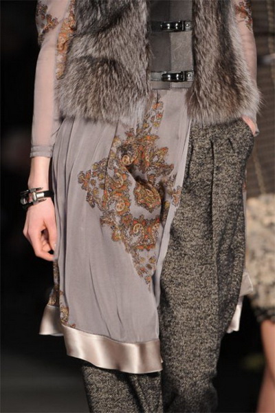 Аксессуары Etro FW 2011/12 (осень-зима) (23482.Etro_.FW_.2011.12.21.jpg)