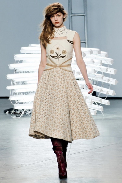 Женская одежда и обувь Rodarte FW-2011/12 (осень-зима) (23743.Rodarte.FW_.2011.12.02.jpg)