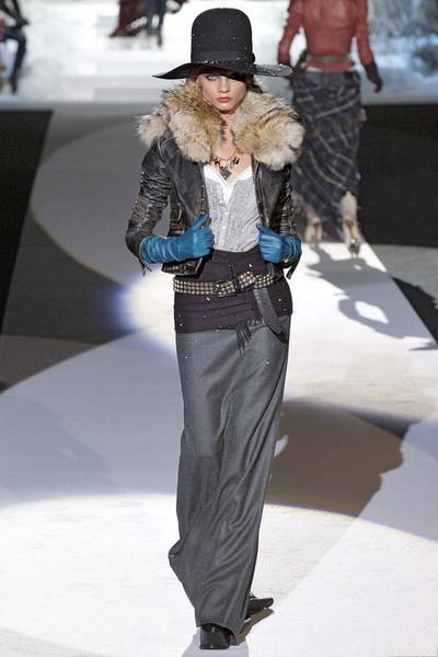 Женские коллекции Emanuel Ungaro и Dsquared FW 2011/12 (осень-зима) (23934.Emanuel.Ungaro.Dsquared.FW_.2011.12.16.jpg)