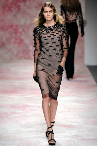 Азиатская мода FW-2011/12 (осень-зима) (24245.PrabalGurung.YohjiYamamoto.FW_.2011.12.10.jpg)