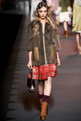 Последние коллекции John Galliano для Dior FW 2011-12 (осень-зима) (24271.JohnGalliano.FW_.2011.12.08.jpg)