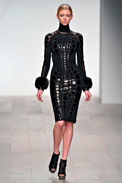 David Koma FW 2011/12 (осень-зима) (25726.David_.Koma_.FW_.2011.12.b.jpg)