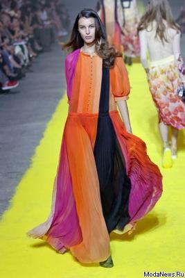 Монохром и яркие цвета: Sonia Rykiel и Kenzo SS 2012 (весна-лето) (27789.Sonia_.Rykiel.Kenzo_.SS_.2012.11.jpg)