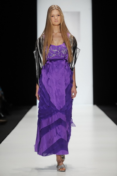 Гала-показ петербургских дизайнеров на Mercedes-Benz Fashion Week Russia (28743.Mercedes-Benz.Fashion.Week_.Russia.SS_.2012.01.j