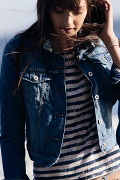 Женская коллекция Levi’s® SS 2012 (весна-лето) (28987.Levis_.The_.Sea_.Ranch_.SS_.2012.01.jpg)