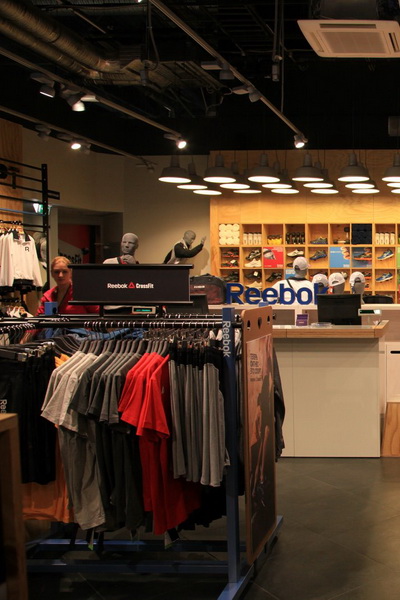 Reebok открывает первый в мире магазин FitHub  (29617.Reebok.FitHub.CrossFit.09.jpg)