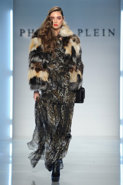 Женская коллекция Philipp Plein FW 2012/13 (осень-зима) (30685.Philipp.Plein_.Cirque.du_.Soir_.FW_.2013.07.jpg)