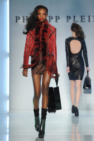 Женская коллекция Philipp Plein FW 2012/13 (осень-зима) (30685.Philipp.Plein_.Cirque.du_.Soir_.FW_.2013.13.jpg)