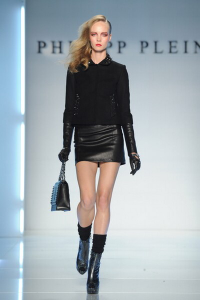 Женская коллекция Philipp Plein FW 2012/13 (осень-зима) (30685.Philipp.Plein_.Cirque.du_.Soir_.FW_.2013.30.jpg)