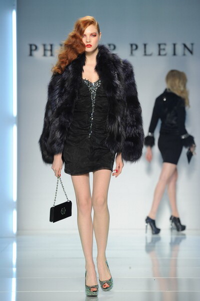 Женская коллекция Philipp Plein FW 2012/13 (осень-зима) (30685.Philipp.Plein_.Cirque.du_.Soir_.FW_.2013.38.jpg)