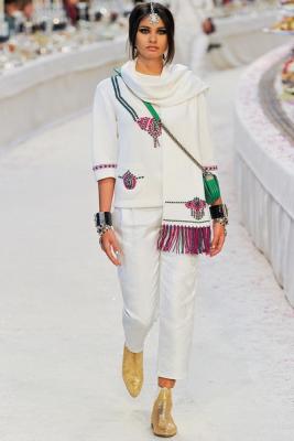 Коллекция Chanel pre-fall 2012 (30933.Chanel.Karl_.Lagerfeld.Pre_.Fall_.2012.16.jpg)