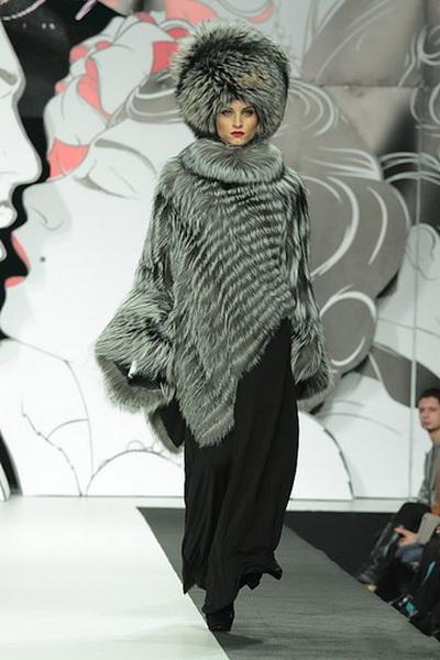 Игорь Гуляев FW 2012/13 (осень-зима) (31983.Volvo_.Igor_.Gulyaev.FW_.2012.13.04.jpg)