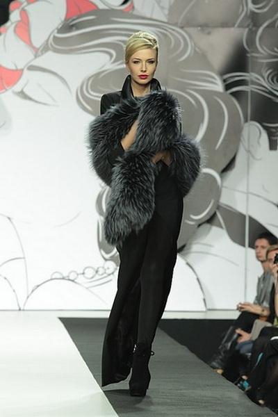 Игорь Гуляев FW 2012/13 (осень-зима) (31983.Volvo_.Igor_.Gulyaev.FW_.2012.13.05.jpg)