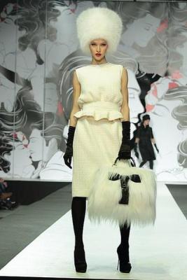 Игорь Гуляев FW 2012/13 (осень-зима) (31983.Volvo_.Igor_.Gulyaev.FW_.2012.13.06.jpg)