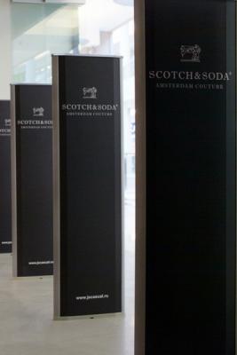 Открылся магазин Scotch&Soda в Москве (32642.Jeans_.Symphony.Scotch&Soda.Magazine.05.jpg)