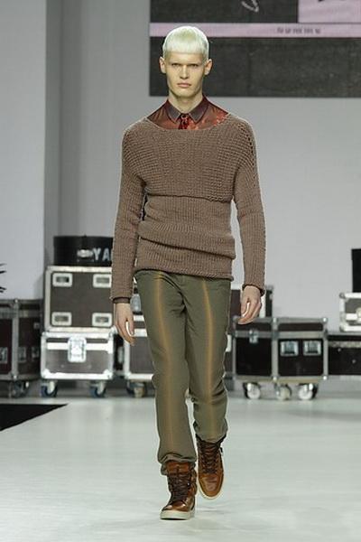 Norsoyan-Nikitin Homme FW 2012/13 (осень-зима) (32980.Volvo_.Norsoyan.Nikitin.FW_.2012.13.06.jpg)