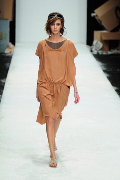 Julia Nikolaeva FW 2012/13 (осень-зима) (33203.MBFWR_.Julia_.Nikolaeva.FW_.2012.13.b.jpg)