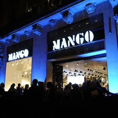 MANGO открыла сотый магазин в России (33923.MANGO.Russia.100.s.jpg)