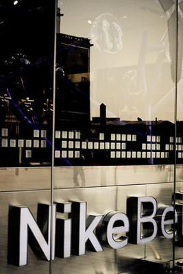 re:Store открыла первый монобренд Nike (34800.Re_.Store_.Retail.Group_.Nike_.Inc_.Magazine.b.jpg)
