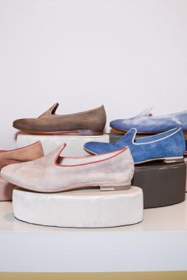Коллекция обуви и сумок Santoni SS 2013 (весна-лето) (35526.Santoni.Lauren.Hutton.SS_.2013.04.jpg)