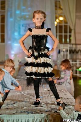 Неделя детской моды в Санкт-Петербурге (36696.St_.Petersburg.SPb_.Kids_.Fashion.Week_.09.jpg)