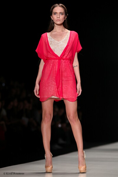 Maria Golubeva SS 2013 (весна-лето) (37280.MBFWR_.Maria_.Golubeva.SS_.2013.b.jpg)