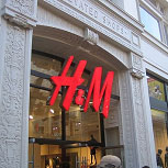 H&M запускает бренд для богатых (38023.Hennes.Mauritz.AB.s.jpg)