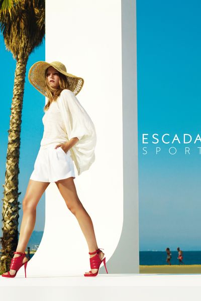 Новая рекламная компания ESCADA SS-2013 (весна-лето) (38330.ESCADA.08.jpg)