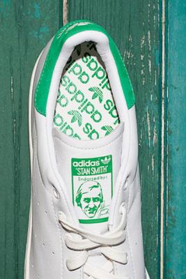 Adidas Originals  перевыпустил культовые кроссовки (41221.Adidas.Originals.Sneakers.Stan_.Smith_.b.jpg)