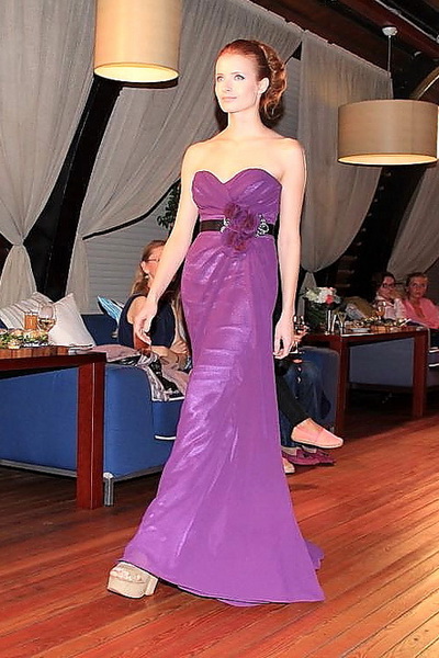 В Москве открылся бутик Admire (42970.Second.Bridal.Salon_.Admire.Moscow.b.jpg)