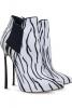 «Зебровая» коллекция Casadei (44648.Collection.Casadei.Animalier.FW_.2013.b.jpg)