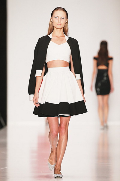 ESTER ABNER FW 2014/15 (осень-зима) (47601.MBFWR_.New_.Collection.ESTER_.ABNER_.FW_.2014.08.jpg)