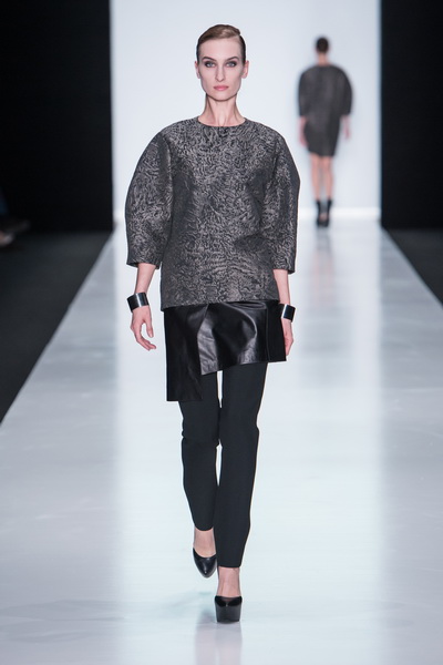 VASSA FW 2014/15 (осень-зима) (47630.MBFWR_.VASSA_.Concept.Collection.The_.Black_.Square.13.jpg)