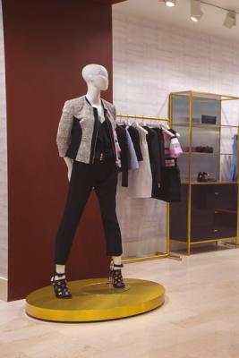  В Москве открылся бутик Pinko  (47823.Opening.New_.Boutique.Pinko_.Moscow.Vremena.Goda_.06.jpg)