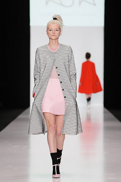 Yasya Minochkina FW 2014/15 (осень-зима) (48212.MBFWR_.Womans.Collection.Yasya_.Minochkina.FW_.2014.12.jpg)