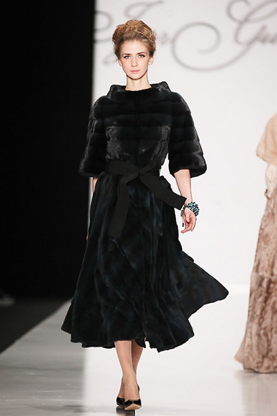 Igor Gulyaev FW 2014/15 (осень-зима) (48370.MBFWR_.Womans.Collection.Igor_.Gulyaev.FW_.2014.10.jpg)