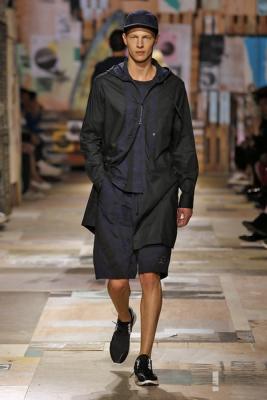 Y-3 SS 2015 (весна-лето) (49567.New_.Womans.Mens_.Collections.Yohji_.Yamamoto.Y3.SS_.2015.23.jpg)