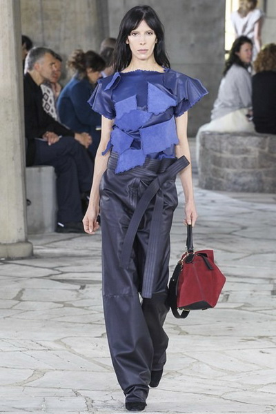 Loewe SS 2015 (весна-лето) (51856.New_.Collection.Loewe_.SS_.2015.Paris_.Fashion.Week_.21.jpg)