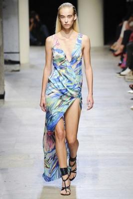 Leonard SS 2015 (весна-лето) (52192.Paris_.Fashion.Week_.Womans.Collection.Leonard.SS_.2015.27.jpg)