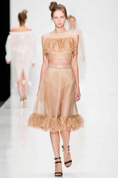 Ester Abner SS 2015 (весна-лето) (52998.MBFWR_.New_.Womans.Collection.Ester_.Abner_.SS_.2015.08.jpg)