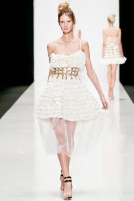 Ester Abner SS 2015 (весна-лето) (52998.MBFWR_.New_.Womans.Collection.Ester_.Abner_.SS_.2015.17.jpg)