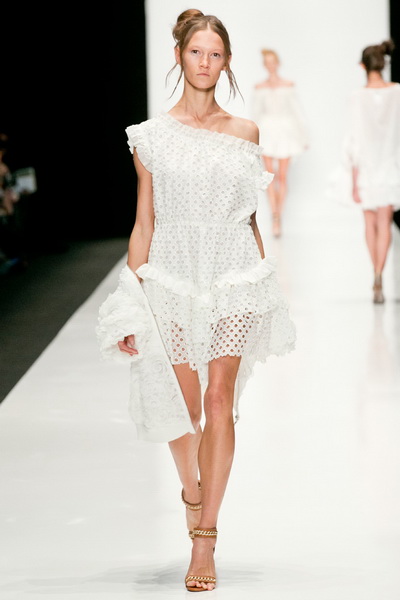 Ester Abner SS 2015 (весна-лето) (52998.MBFWR_.New_.Womans.Collection.Ester_.Abner_.SS_.2015.23.jpg)