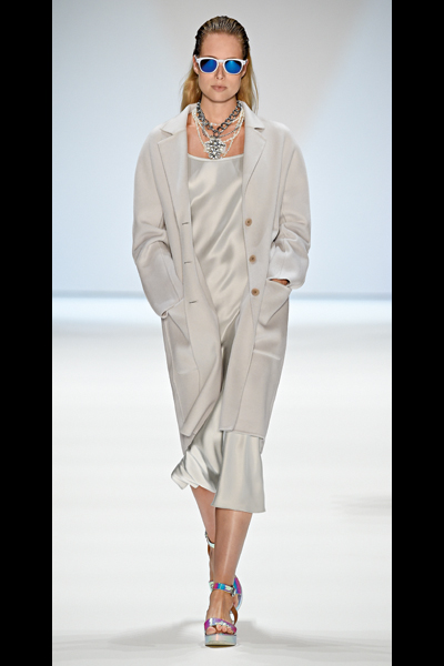 Marc Cain SS 2015 (весна-лето) (53827.New_.Womans.Clothes.Collection.Marc_.Cain_.SS_.2015.17.jpg)