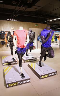 Adidas открыл беговой POP-UP store в PODIUM market (56710.Adidas.Opened.Pop_.Up_.Store_.Podium.Market.03.jpg)