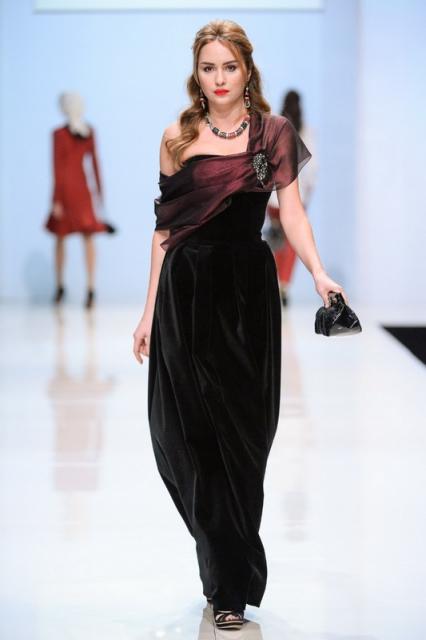 Lisa Romanyuk FW 2015/16 (осень-зима) (56907.Moscow.Fashion.Week_.Collection.Lisa_.Romanyuk.FW_.2015.16.jpg)