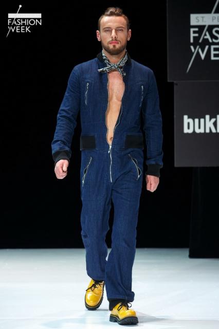 Vladimir Bukhinnik FW 2015/16 (осень-зима) (57226.St_.Petersburg.Fashion.Week_.Vladimir.Bukhinnik.FW_.2015.17.jpg)