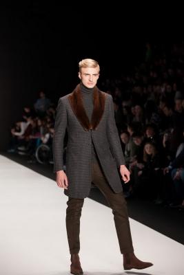 Musika Frere FW 2015/16 (осень-зима) (57277.MBFWR_.Mens_.Clothes.Collection.Musika.Frere_.FW_.2015.10.jpg)