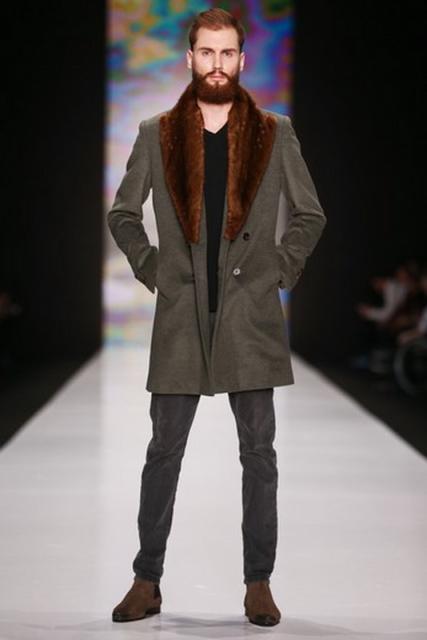 Musika Frere FW 2015/16 (осень-зима) (57277.MBFWR_.Mens_.Clothes.Collection.Musika.Frere_.FW_.2015.b.jpg)