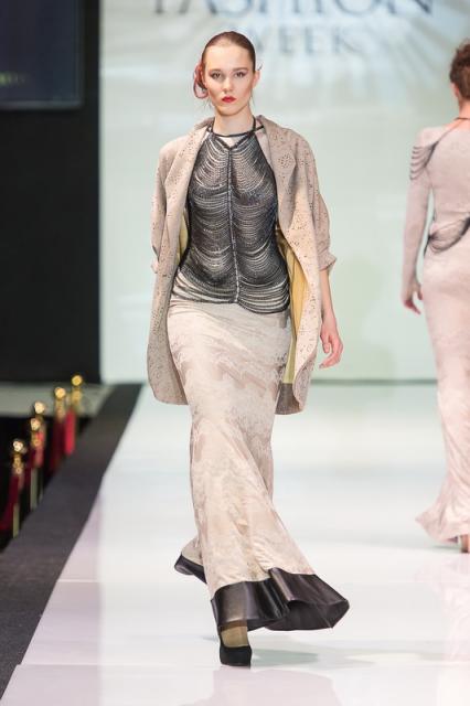 Sofi Strokatto FW 2015/16 (осень-зима) (57653.Estet_.Fashion.Week_.Collection.Sofi_.Strokatto.FW_.2015.17.jpg)