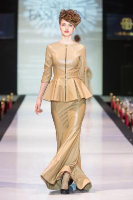 Sofi Strokatto FW 2015/16 (осень-зима) (57653.Estet_.Fashion.Week_.Collection.Sofi_.Strokatto.FW_.2015.18.jpg)